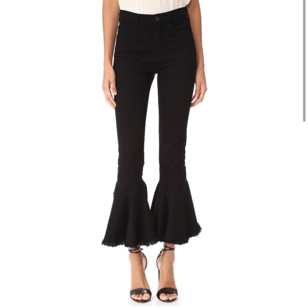 Citizens of Humanity Drew Flounce Jeans in Black